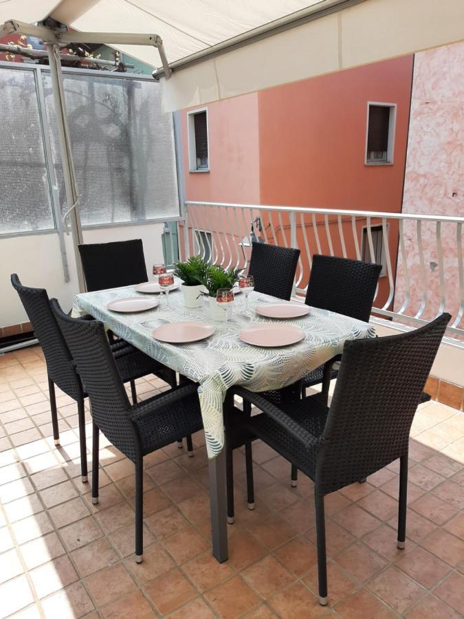 La Casa Del Borgo Con Parcheggio Lägenhet Malcesine Exteriör bild