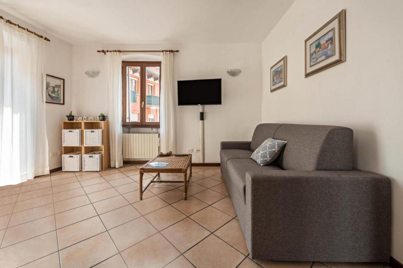 La Casa Del Borgo Con Parcheggio Lägenhet Malcesine Exteriör bild