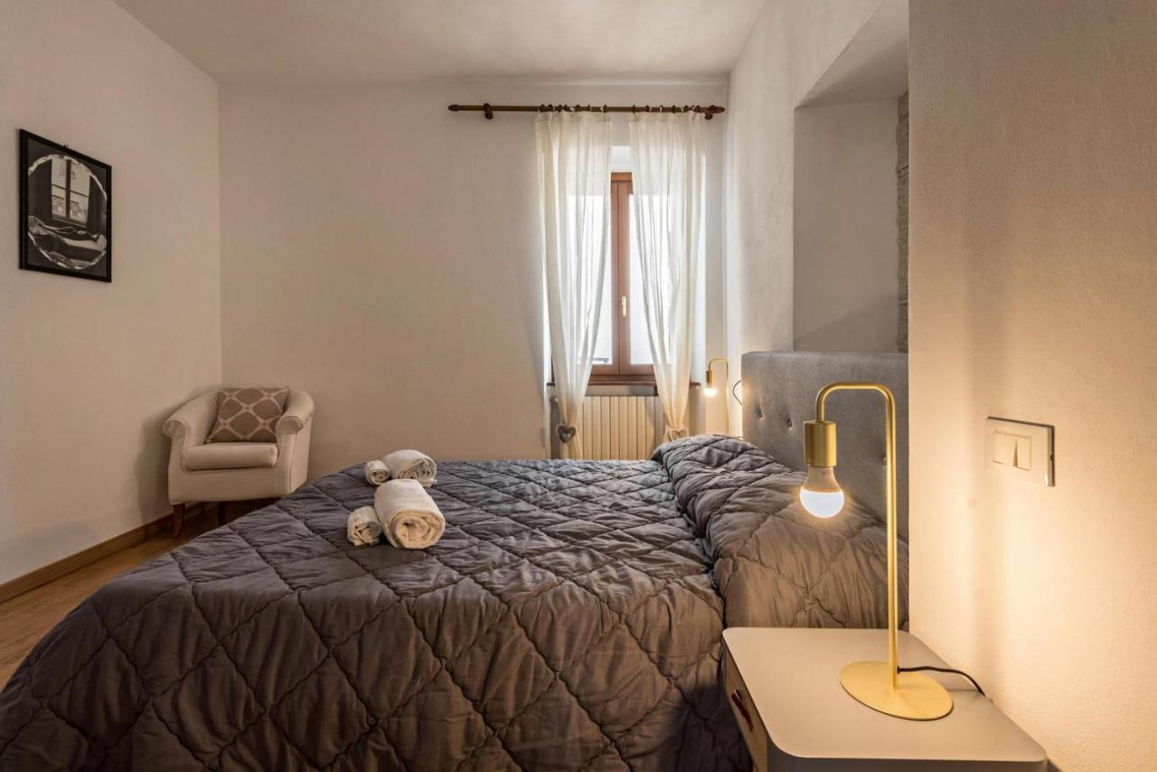 La Casa Del Borgo Con Parcheggio Lägenhet Malcesine Exteriör bild