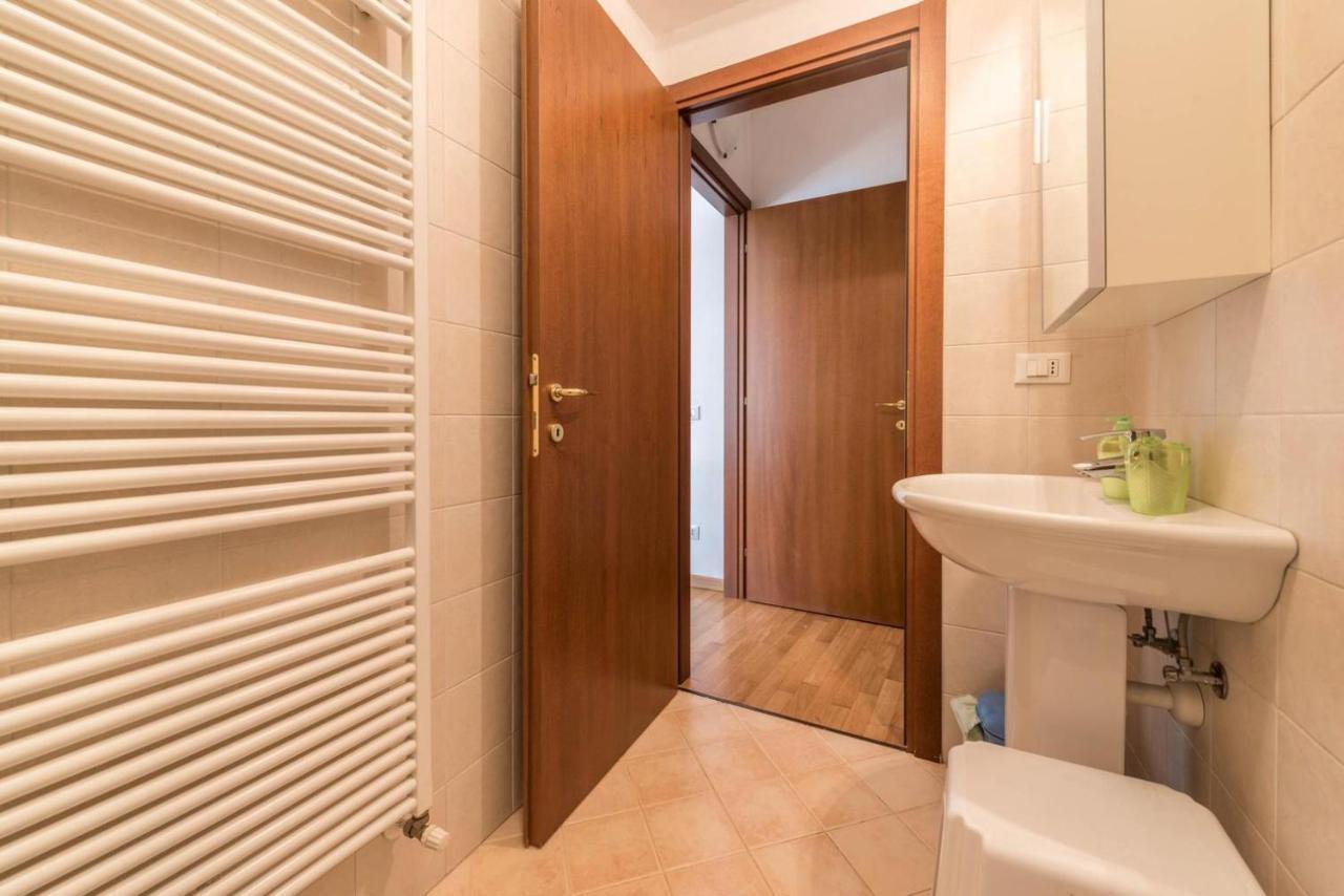La Casa Del Borgo Con Parcheggio Lägenhet Malcesine Exteriör bild