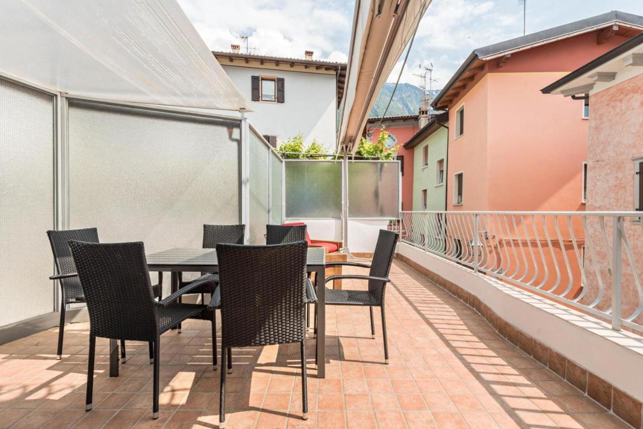 La Casa Del Borgo Con Parcheggio Lägenhet Malcesine Exteriör bild